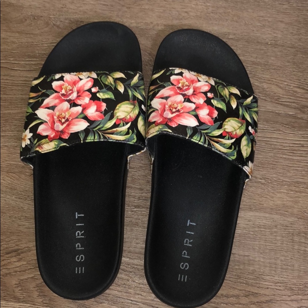 Tropical floral E SPIRIT slides sandals black